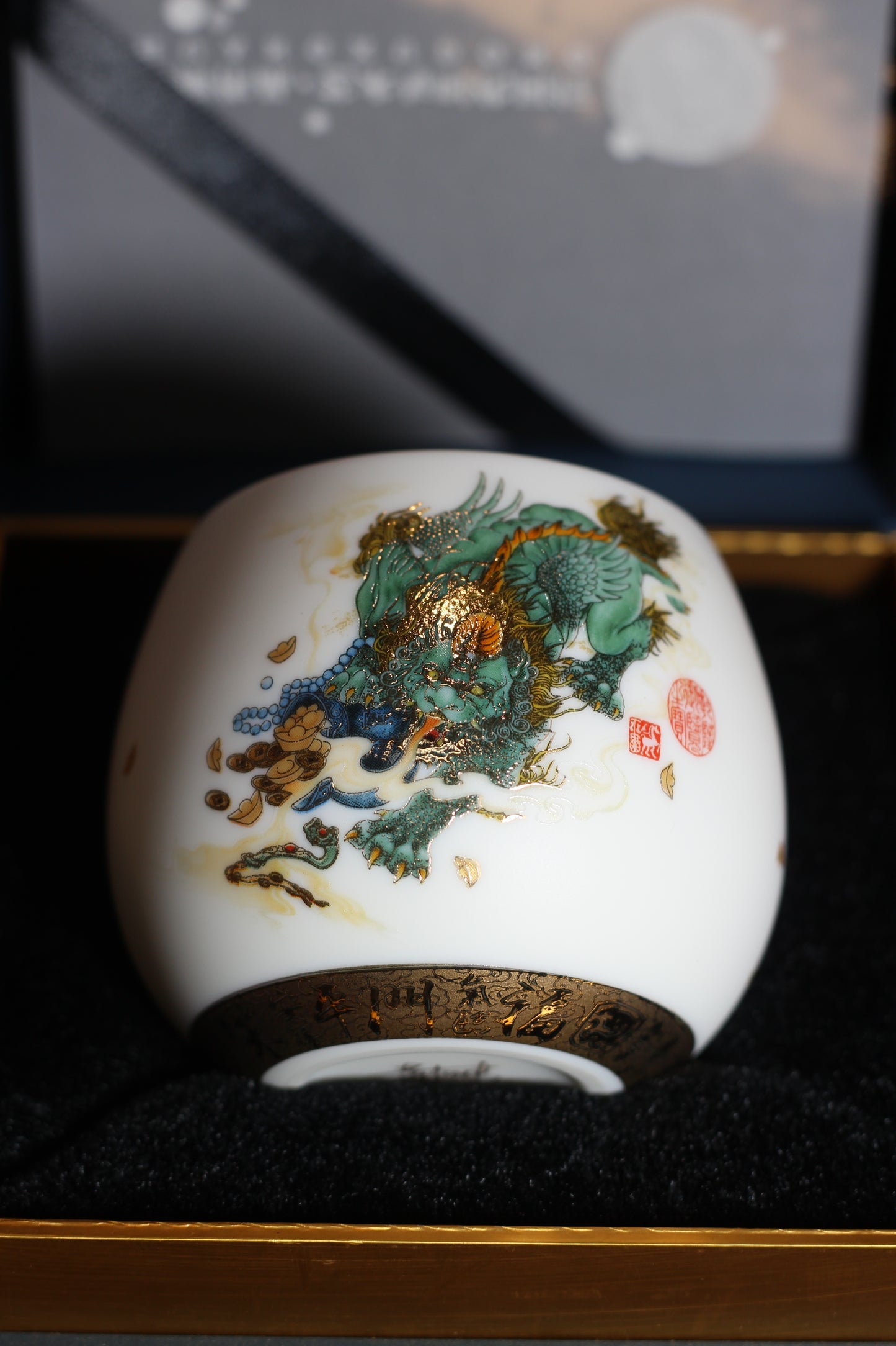 禮物;茶具;茶杯;手工;禮品;香港茶具店;茶具套裝;羊脂玉;茶具專賣店;茶具套裝香港;香港茶具;入伙禮物;handmade禮物;見家長禮物;茶杯香港;禮物訂製;旅行茶具;旅行茶具套裝;中式茶具香港;開張送禮;中式茶具套裝香港;茶杯套裝;人手製;杯;禮品訂製;禮物訂製;公司禮品;刻字;紫砂;紫砂茶壺;紫砂茶杯;陶瓷;禮盒;送禮套裝;金杯;生肖;金魚;老虎;羊脂玉杯;鎏金;24K金;關羽;武財神關羽;關雲長紫砂茶壺;泡茶;泡茶套裝;茶葉;茶道;茶葉套裝;開張送禮;冷泡茶;岩茶;武夷山大紅袍;香港茶菜;茶具專門店;香港茶具專門店;香港茶杯;香港手信;特色手信;禮物首選;禮物推介;禮物推薦;gift;gifts;birthday gift;gift suggestions;gift set; tea; tea leaf; gift box; present; unique present; present ideas;handmade gift;聖誕禮物推薦;新年禮物;農曆新年快;清酒;清酒杯;酒杯;sake ;sake杯;白酒杯;酒杯