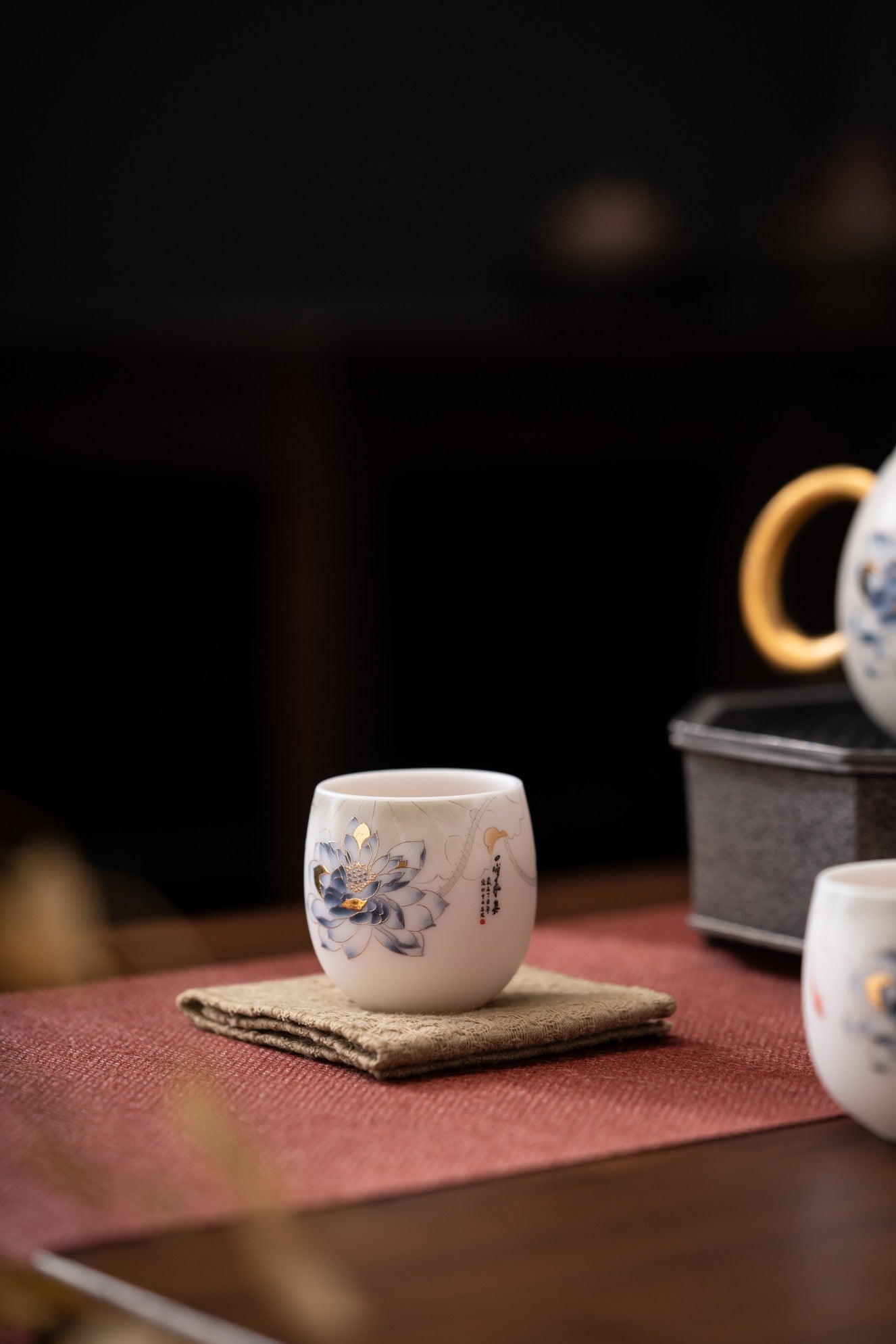 禮物;茶具;茶杯;手工;禮品;香港茶具店;茶具套裝;羊脂玉;茶具專賣店;茶具套裝香港;香港茶具;入伙禮物;handmade禮物;見家長禮物;茶杯香港;禮物訂製;旅行茶具;旅行茶具套裝;中式茶具香港;開張送禮;中式茶具套裝香港;茶杯套裝;人手製;杯;禮品訂製;禮物訂製;公司禮品;刻字;紫砂;紫砂茶壺;紫砂茶杯;陶瓷;禮盒;送禮套裝;金杯;生肖;金魚;老虎;羊脂玉杯;鎏金;24K金;關羽;武財神關羽;關雲長紫砂茶壺;泡茶;泡茶套裝;茶葉;茶道;茶葉套裝;開張送禮;冷泡茶;岩茶;武夷山大紅袍;香港茶菜;茶具專門店;香港茶具專門店;香港茶杯;香港手信;特色手信;禮物首選;禮物推介;禮物推薦;gift;gifts;birthday gift;gift suggestions;gift set; tea; tea leaf; gift box; present; unique present; present ideas;handmade gift;聖誕禮物推薦;新年禮物;農曆新年快;清酒;清酒杯;酒杯;sake ;sake杯;白酒杯;酒杯