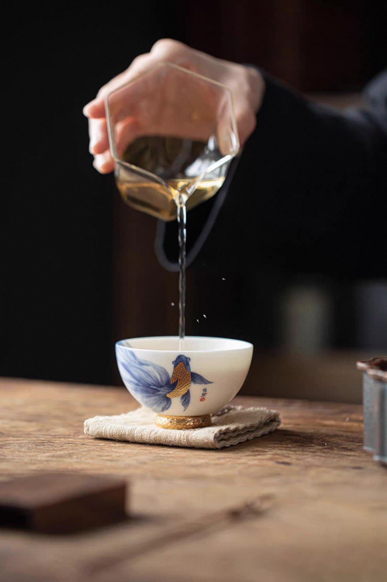 禮物;茶具;茶杯;手工;禮品;香港茶具店;茶具套裝;羊脂玉;茶具專賣店;茶具套裝香港;香港茶具;入伙禮物;handmade禮物;見家長禮物;茶杯香港;禮物訂製;旅行茶具;旅行茶具套裝;中式茶具香港;開張送禮;中式茶具套裝香港;茶杯套裝;人手製;杯;禮品訂製;禮物訂製;公司禮品;刻字;紫砂;紫砂茶壺;紫砂茶杯;陶瓷;禮盒;送禮套裝;金杯;生肖;金魚;老虎;羊脂玉杯;鎏金;24K金;關羽;武財神關羽;關雲長紫砂茶壺;泡茶;泡茶套裝;茶葉;茶道;茶葉套裝;開張送禮;冷泡茶;岩茶;武夷山大紅袍;香港茶菜;茶具專門店;香港茶具專門店;香港茶杯;香港手信;特色手信;禮物首選;禮物推介;禮物推薦;gift;gifts;birthday gift;gift suggestions;gift set; tea; tea leaf; gift box; present; unique present; present ideas;handmade gift;聖誕禮物推薦;新年禮物;農曆新年快;清酒;清酒杯;酒杯;sake ;sake杯;白酒杯;酒杯