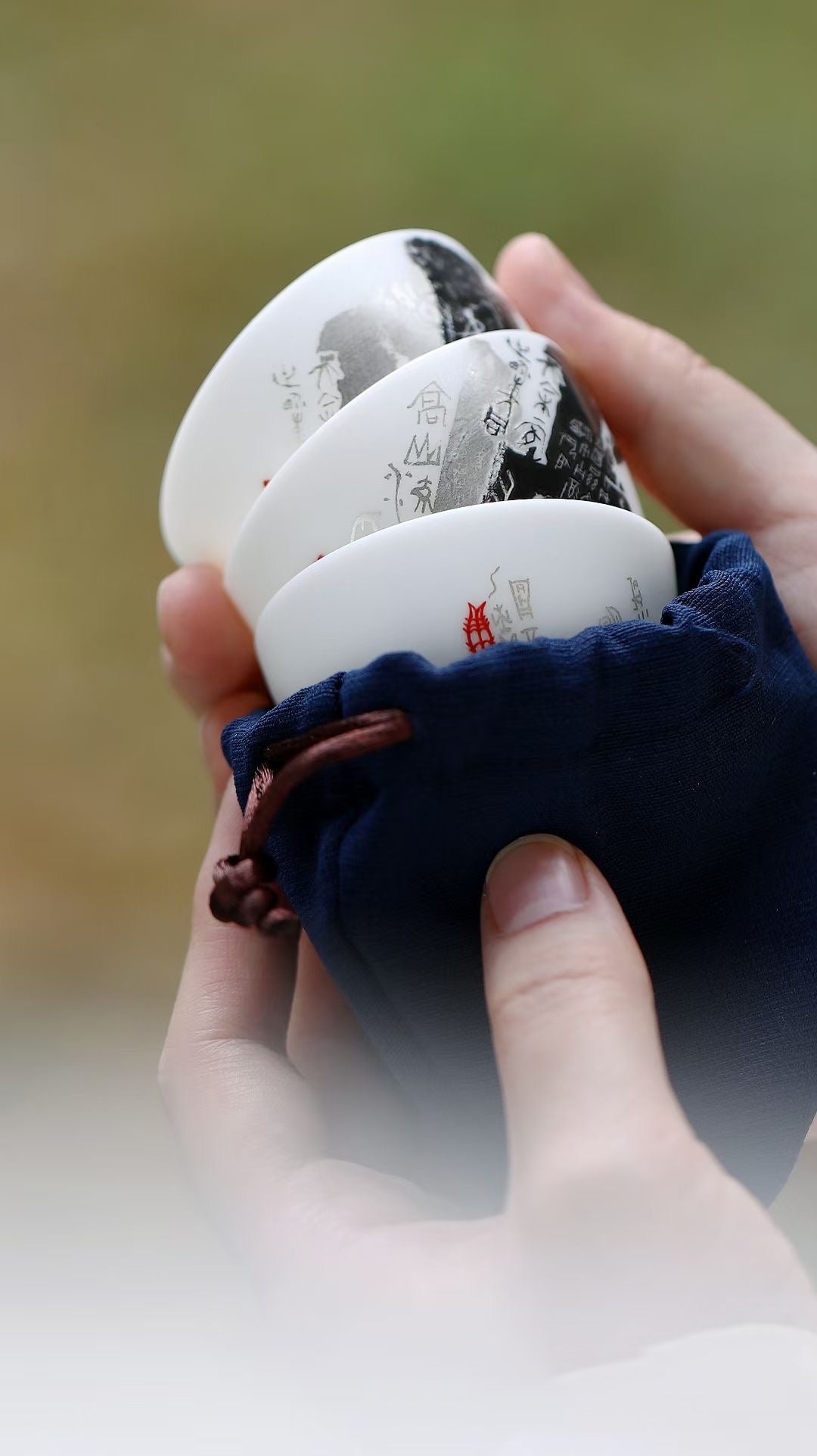 旅行套裝;旅行茶具套裝;禮物;茶具;茶杯;手工;禮品;香港茶具店;茶具套裝;羊脂玉;茶具專賣店;茶具套裝香港;香港茶具;入伙禮物;handmade禮物;見家長禮物;茶杯香港;禮物訂製;旅行茶具;旅行茶具套裝;中式茶具香港;開張送禮;中式茶具套裝香港;茶杯套裝;人手製;杯;禮品訂製;禮物訂製;公司禮品;刻字;紫砂;紫砂茶壺;紫砂茶杯;陶瓷;禮盒;送禮套裝;金杯;生肖;金魚;老虎;羊脂玉杯;鎏金;24K金;關羽;武財神關羽;關雲長紫砂茶壺;泡茶;泡茶套裝;茶葉;茶道;茶葉套裝;開張送禮;冷泡茶;岩茶;武夷山大紅袍;香港茶菜;茶具專門店;香港茶具專門店;香港茶杯;香港手信;特色手信;禮物首選;禮物推介;禮物推薦;gift;gifts;birthday gift;gift suggestions;gift set; tea; tea leaf; gift box; present; unique present; present ideas;handmade gift;聖誕禮物推薦;新年禮物;農曆新年快;清酒;清酒杯;酒杯;sake ;sake杯;白酒杯;酒杯