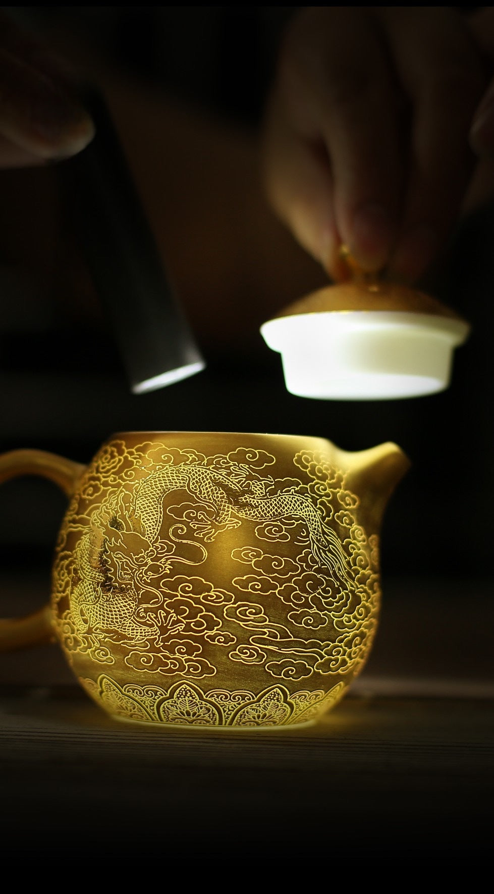 禮物;茶具;茶杯;手工;禮品;香港茶具店;茶具套裝;羊脂玉;茶具專賣店;茶具套裝香港;香港茶具;入伙禮物;handmade禮物;見家長禮物;茶杯香港;禮物訂製;旅行茶具;旅行茶具套裝;中式茶具香港;開張送禮;中式茶具套裝香港;茶杯套裝;人手製;杯;禮品訂製;禮物訂製;公司禮品;刻字;紫砂;紫砂茶壺;紫砂茶杯;陶瓷;禮盒;送禮套裝;金杯;生肖;金魚;老虎;羊脂玉杯;鎏金;24K金;關羽;武財神關羽;關雲長紫砂茶壺;泡茶;泡茶套裝;茶葉;茶道;茶葉套裝;開張送禮;冷泡茶;岩茶;武夷山大紅袍;香港茶菜;茶具專門店;香港茶具專門店;香港茶杯;香港手信;特色手信;禮物首選;禮物推介;禮物推薦;gift;gifts;birthday gift;gift suggestions;gift set; tea; tea leaf; gift box; present; unique present; present ideas;handmade gift;聖誕禮物推薦;新年禮物;農曆新年快;清酒;清酒杯;酒杯;sake ;sake杯;白酒杯;酒杯