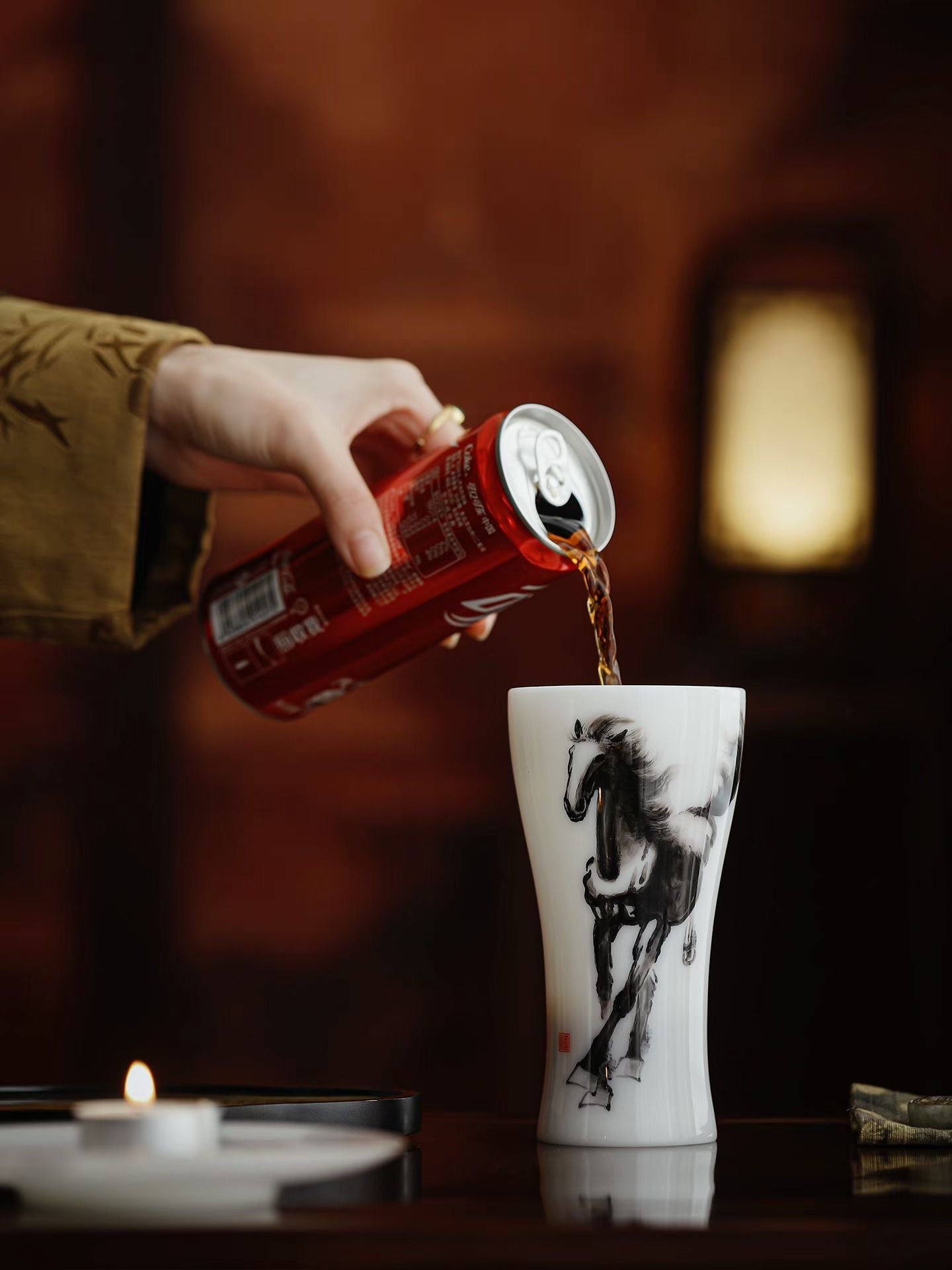 手繪唐彩馬年可樂杯